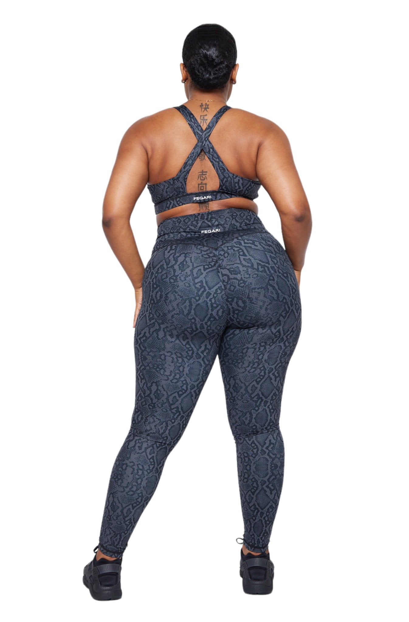 Ultra High Rise Leggings - Dark Grey Python - Fegari